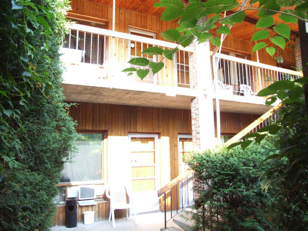 Motel Lennoxville Sherbrooke Exterior foto